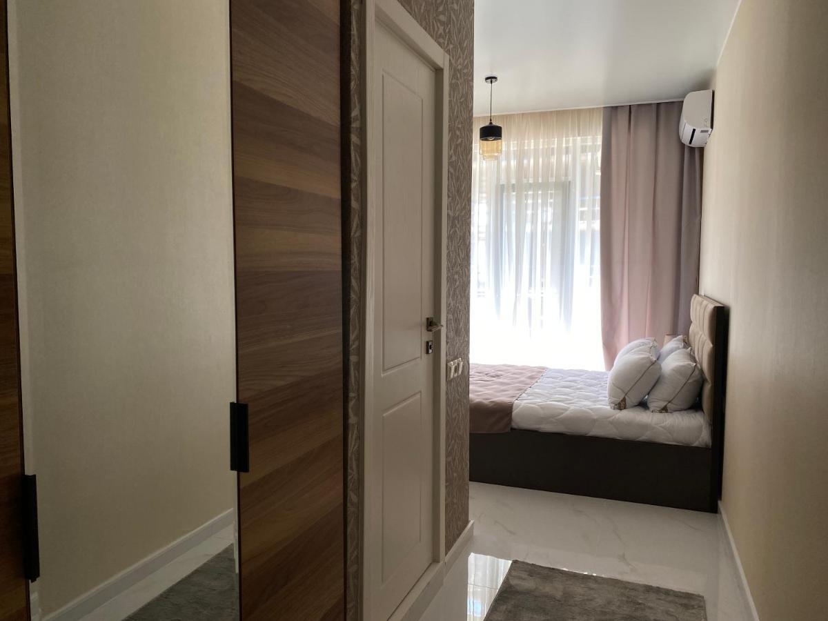 Horizons Hotel Rooms Batumi Exterior photo