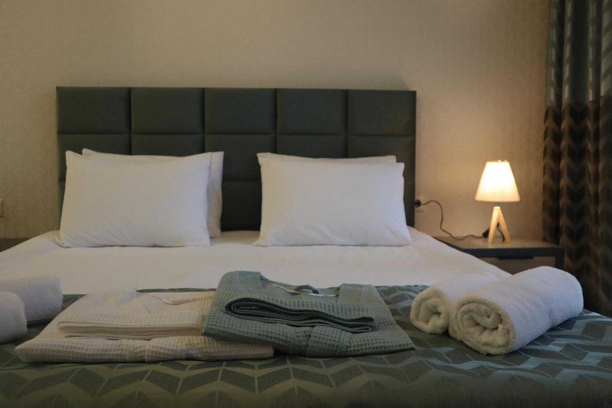 Horizons Hotel Rooms Batumi Exterior photo