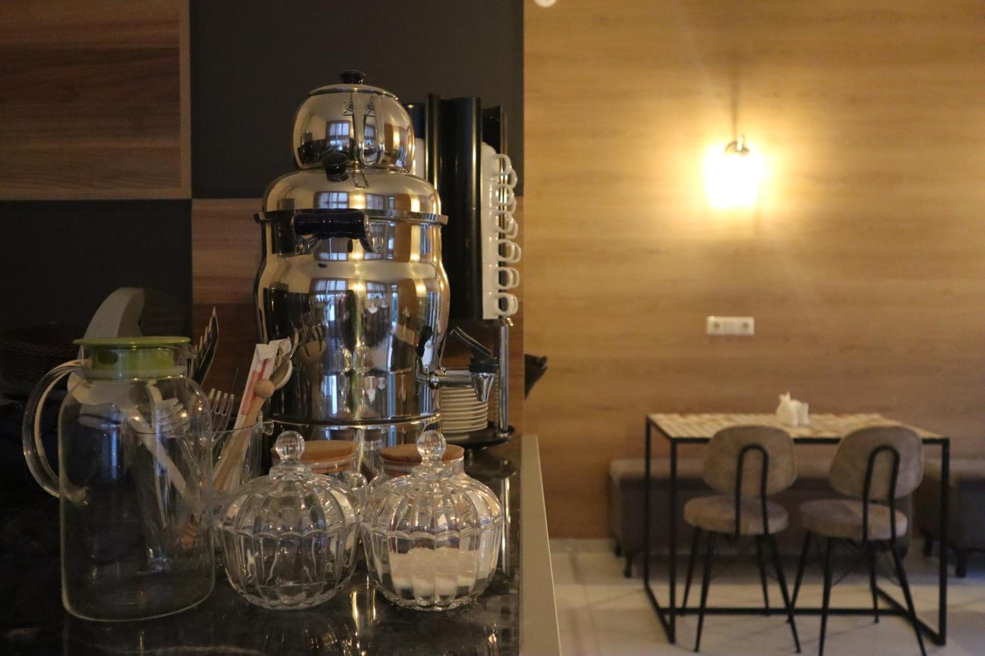 Horizons Hotel Rooms Batumi Exterior photo