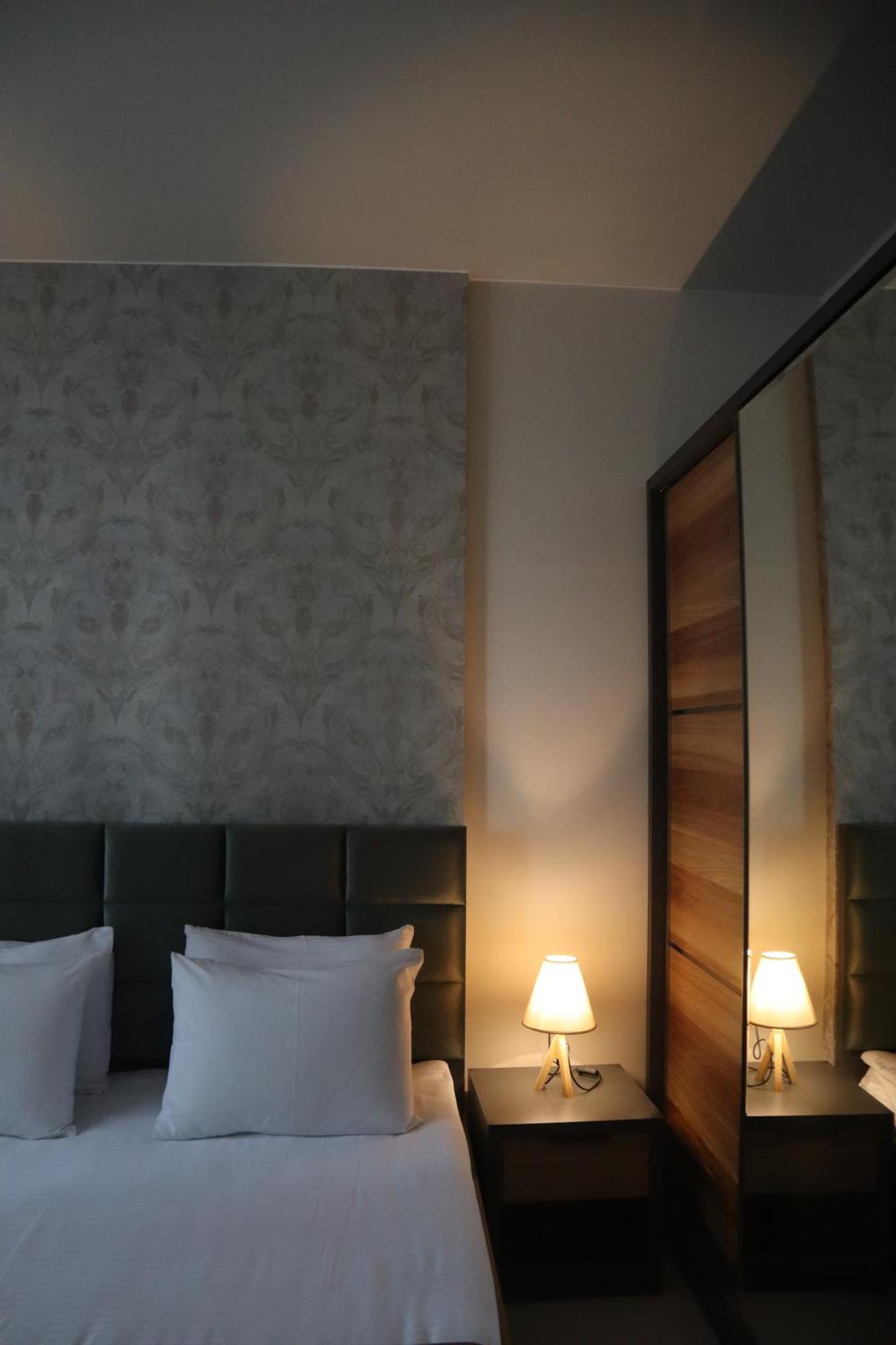 Horizons Hotel Rooms Batumi Exterior photo