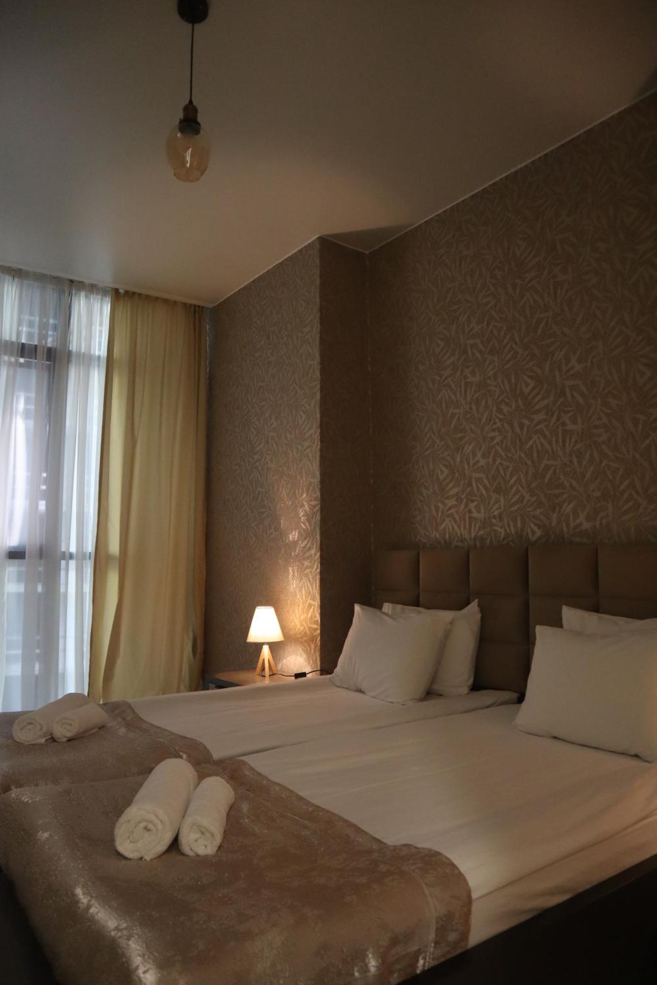 Horizons Hotel Rooms Batumi Exterior photo