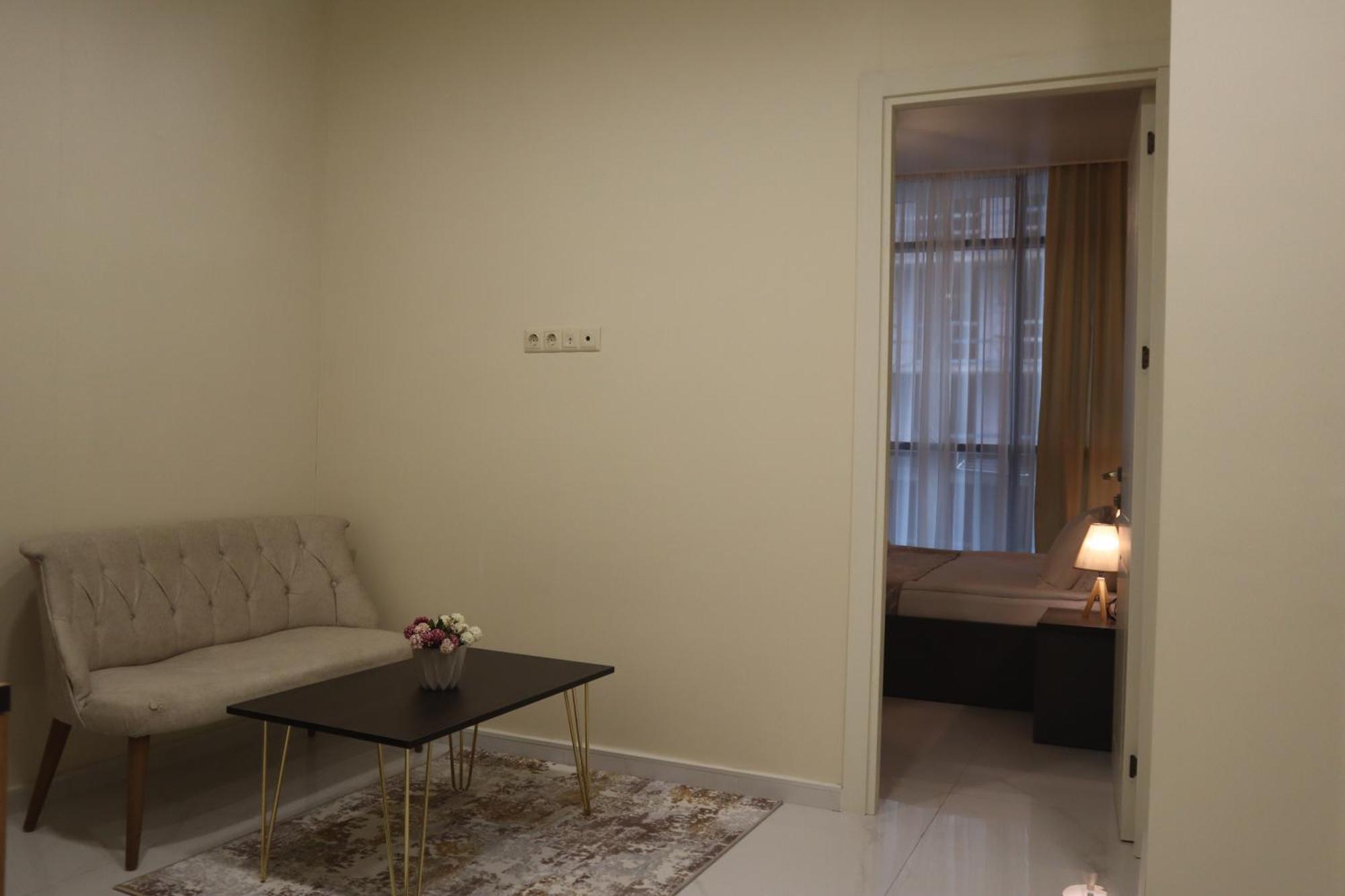 Horizons Hotel Rooms Batumi Exterior photo