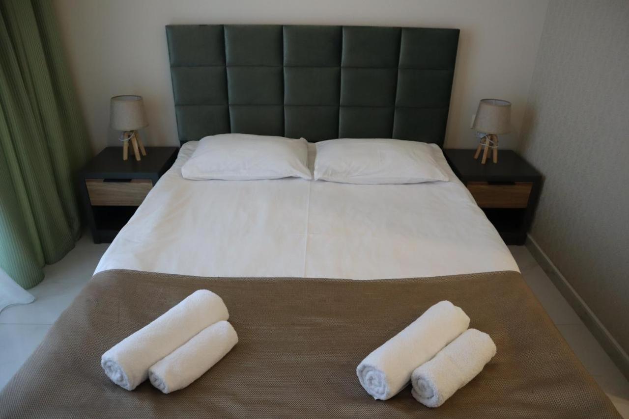 Horizons Hotel Rooms Batumi Exterior photo